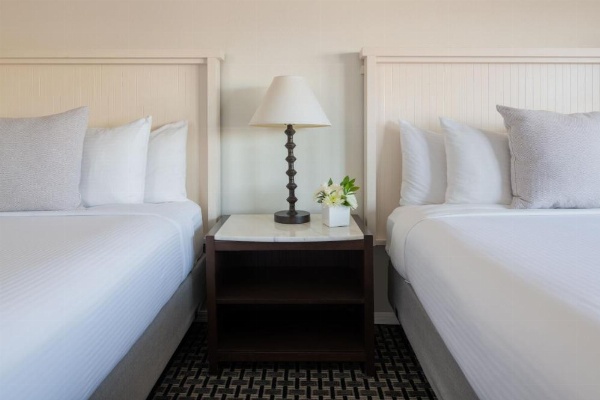 The Lodge At Tiburon image 17