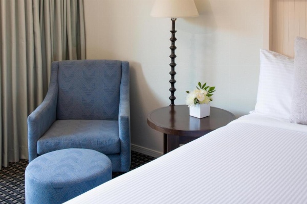 The Lodge At Tiburon image 19