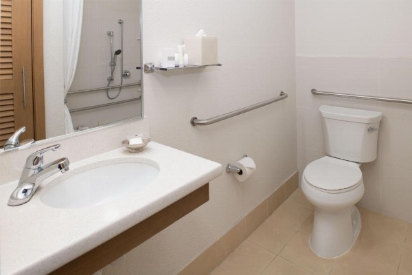 The Lodge At Tiburon image 29